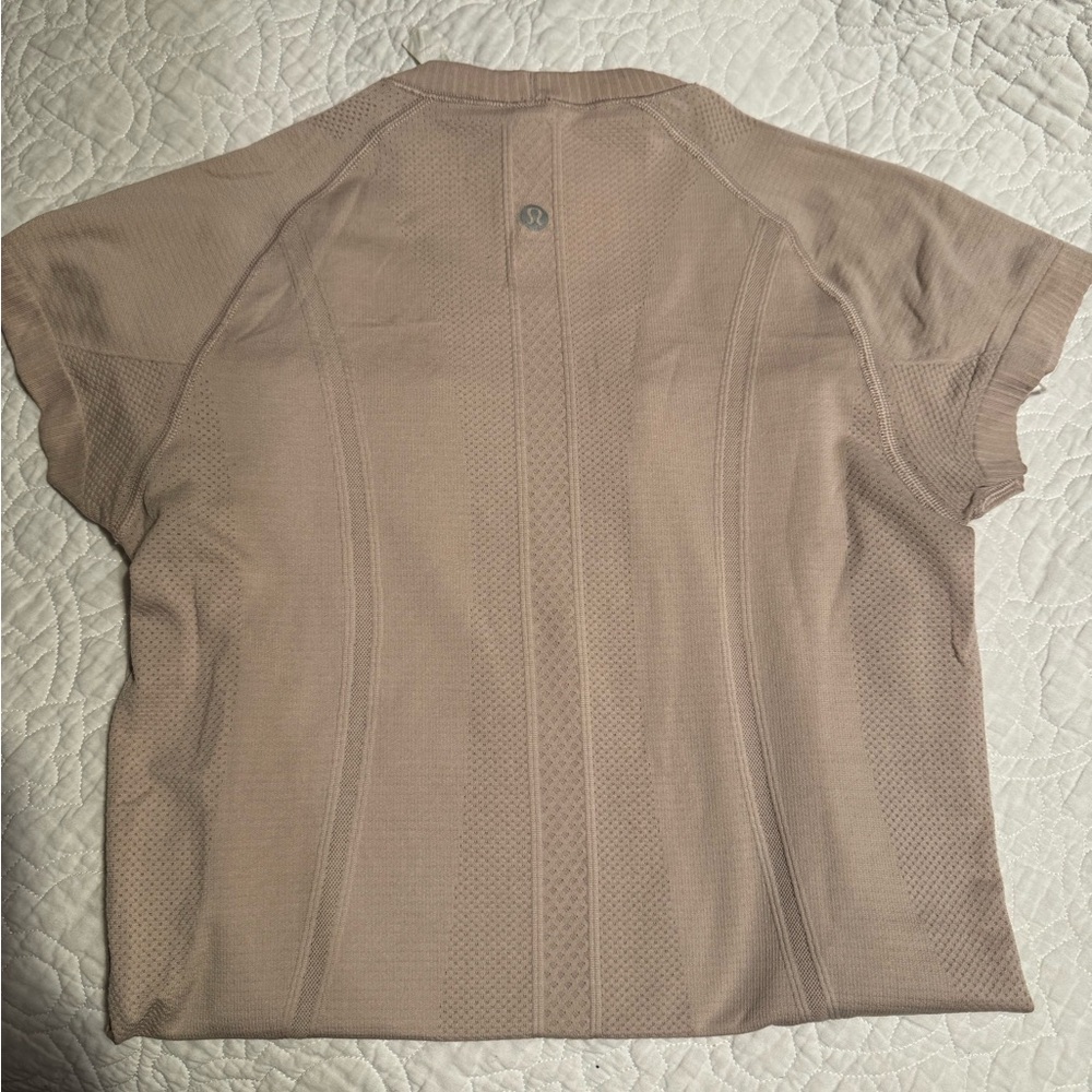 Lululemon Swiftly Tech - Picture 4 of 5